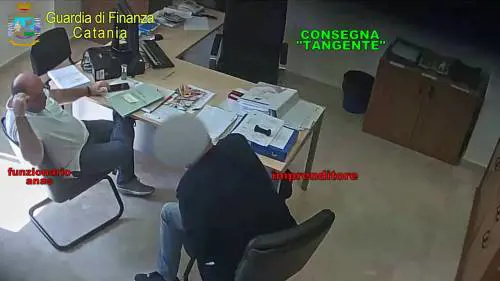 Così le mazzette finivano nelle mani dei funzionari Anas per accaparrarsi i lavori