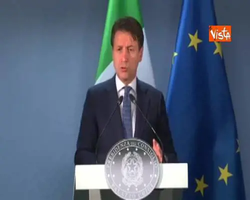 Conte: "Schiaffo ad Albania e Macedonia del Nord svantaggia UE" 