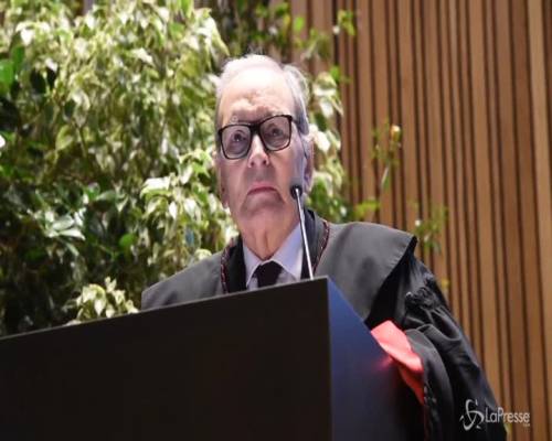 Ennio Morricone riceve la laurea ad honorem