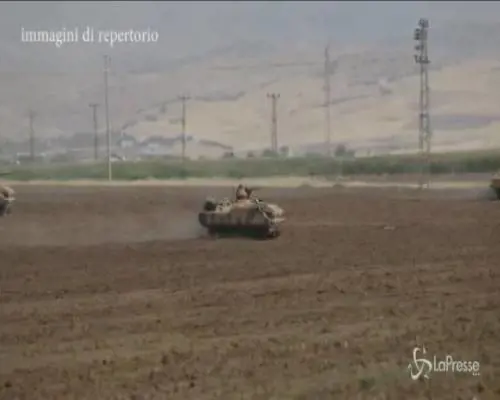 Turchia: "Completato ritiro dei curdi dal confine"