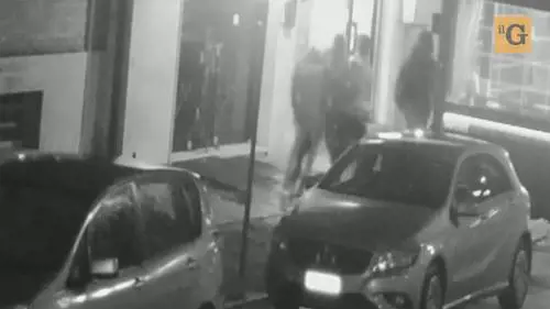 Ferrara, la città in guerra  con le bande di nigeriani