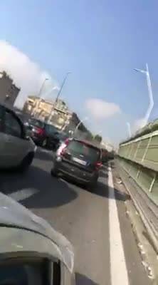 Le immagini del traffico sulla Tangenziale di Napoli
