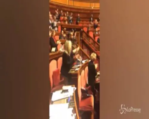 Al Senato ovazione per Liliana Segre, ma il centrodestra rimane seduto
