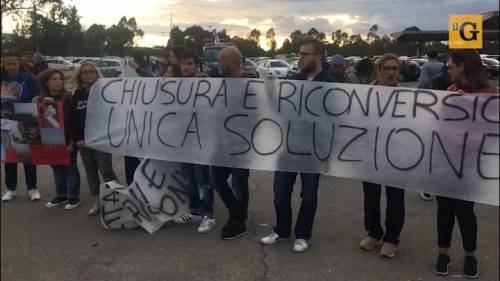 Taranto, medici e ambientalisti all'attacco: "Non si deve più inquinare"