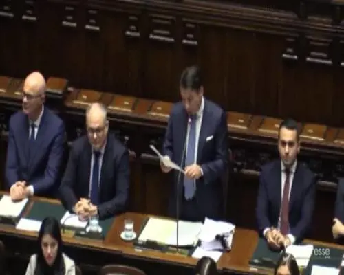 Salva-stati, Conte: "Salvini non studia i dossier"