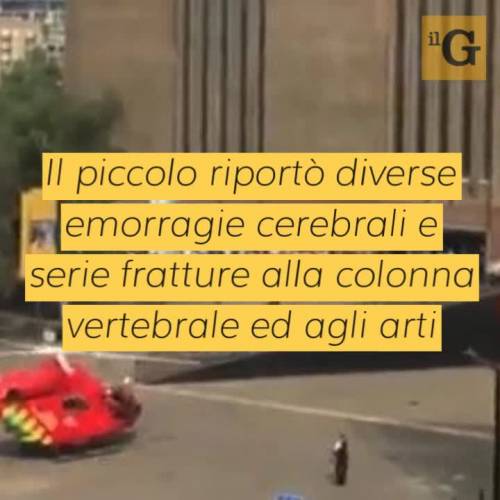 Getta un bimbo dalla "Tate Gallery": "Volevo comparire in tv"