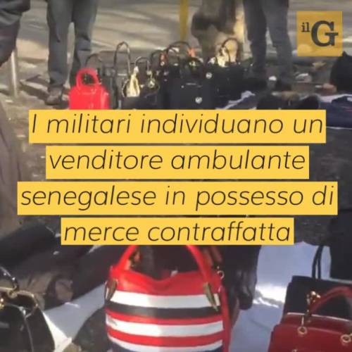 Controlli ad ambulante senegalese, i connazionali aggrediscono finanzieri