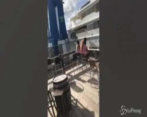 Manovra sbagliata, distrutto Superyacht da 120 milioni di dollari 