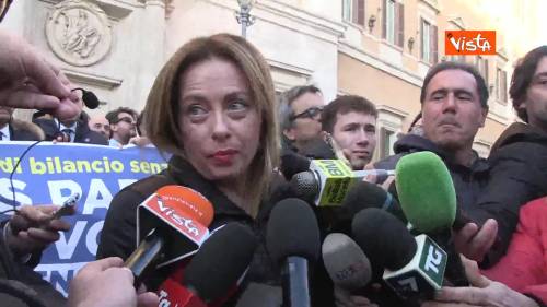 Manovra, Meloni: "Scandalosa sia nel merito che nel metodo"