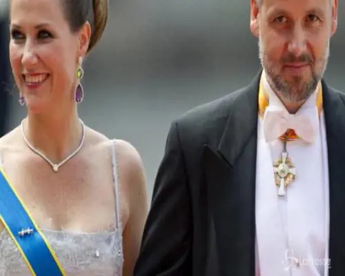 Norvegia, morto suicida lo scrittore Ari Behn