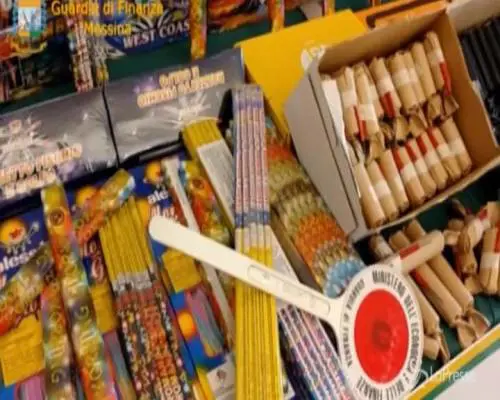 Messina, sequestrati fuochi d'artificio venduti sui social