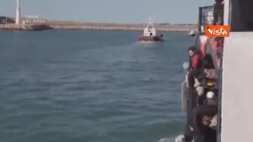 Le immagini a bordo della Alan Kurdi