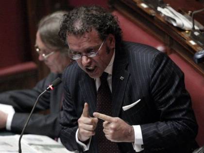 Tentato millantato credito Indagato Barbato