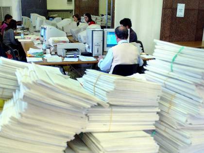 La burocrazia è il terremoto dell'Italia