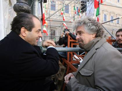 Di Pietro boccia Grillo: "Meglio la foto di Vasto"
