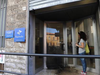 Ecco le cento tasse che gravano sugli italiani
