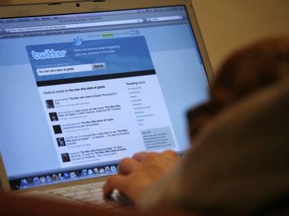 250mila account a rischio: Twitter sotto attacco hacker