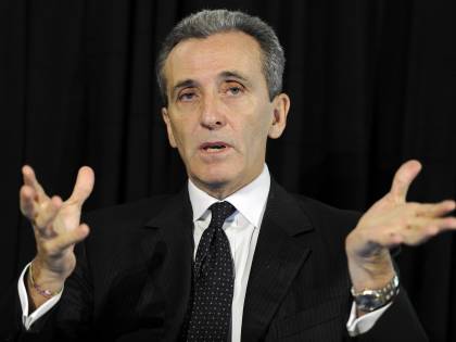 Fitch taglia il rating, Grilli: "L'Italia reagirà"