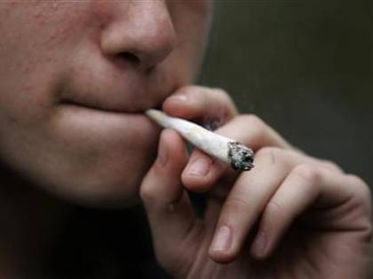 Stupefacenti, in calo il numero dei consumatori: ma cresce la cannabis
