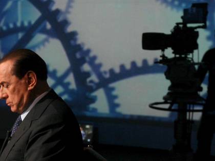 Ineleggibilità, il M5S vuole far fuori il Cav. Nitto Palma avverte: "Se passa, il governo cade"