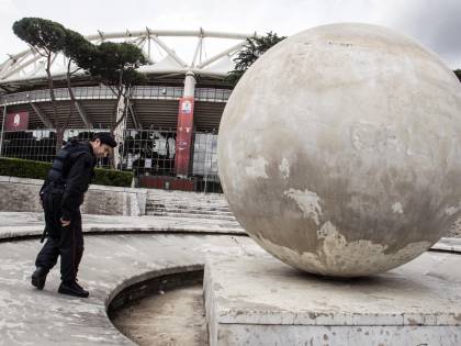 Finale di Coppa Italia Allerta all'Olimpico: trovati sassi e bastoni