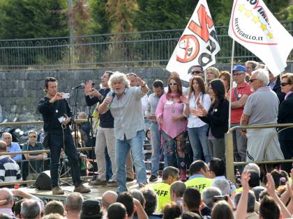 Grillo minaccia la Rai e i giornalisti