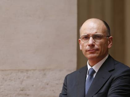 Il governo taglia le Province: saranno cancellate dalla Carta