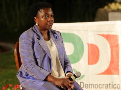 Lancio di banane contro la Kyenge