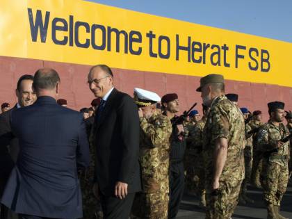 Letta: "Non lasceremo l'Afghanistan"