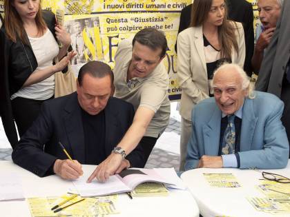Chi ha paura della firma del Cavaliere