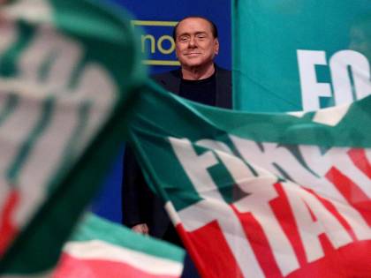 Berlusconi non fa passi indietro: ho nuove carte, mi scagionano