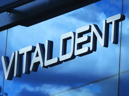 Vitaldent, accordo da 100 milioni di euro