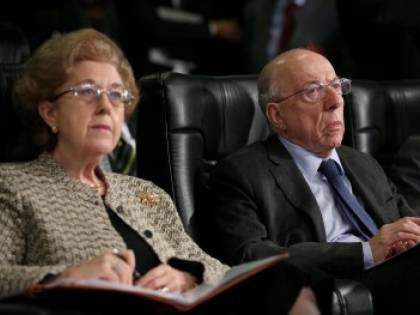 Copyright su Internet, monito di Confalonieri: "Senza regole saltiamo tutti"