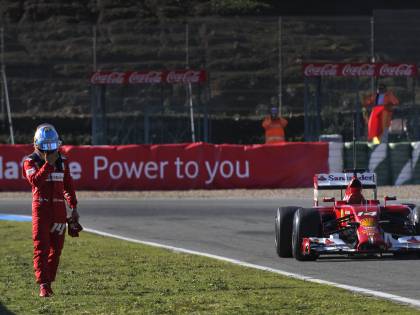 F1, calvario Red Bull nei test di Jerez: video