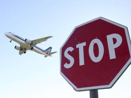 Lufthansa attacca l'accordo Alitalia-Etihad Airways: "È aiuto di Stato"