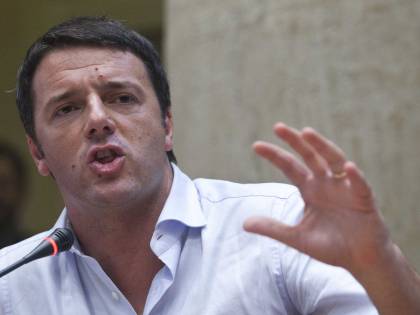 Renzi avvisa i manager pubblici: "Presto i tagli, giustizia sociale"