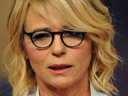 De Filippi: "Tra Costanzo e Katia Ricciarelli c'è feeling"