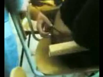 La prof in perizoma si fece toccare dagli studenti. Si va verso l'archiviazione