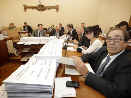 Affari costituzionali, Chiti: "Non adottare il metodo del M5S"
