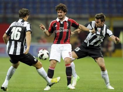 Juventus vigile su Pato se non arriva Morata