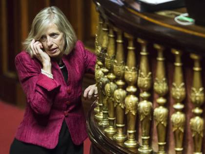La Giannini difende Scattone: "Sarei tranquilla a mandare mia figlia a scuola da lui"