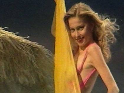 "20 euro per un fotogramma del film inedito di Moana Pozzi"