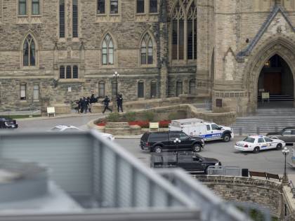 Parlamento canadese sotto attacco. Ecco il video della sparatoria