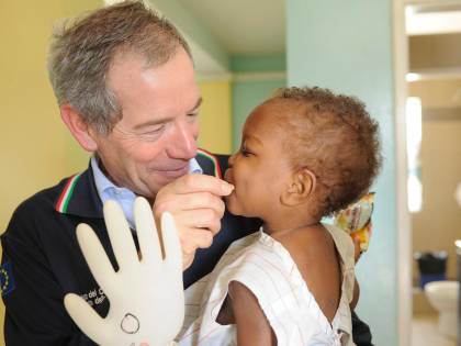 Dalla lotta all'ebola alla malaria. In Africa il Guido sconosciuto