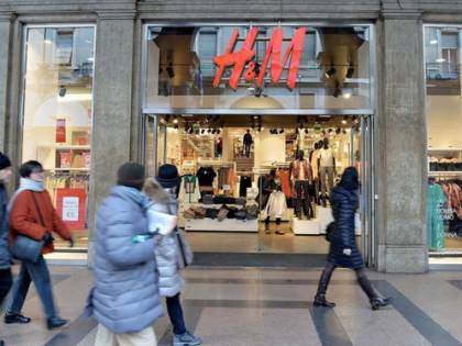 "I fornitori di H&M sfruttano i bimbi siriani nelle fabbriche della Turchia"