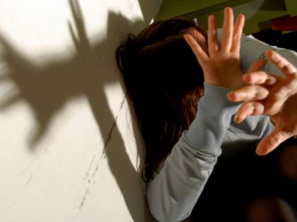 Genova, minorenni picchiano amica 12enne e filmano l'aggressione
