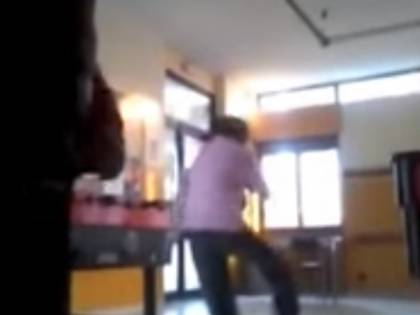 Desio, tra bestemmie e risse gli islamici devastano l'oratorio