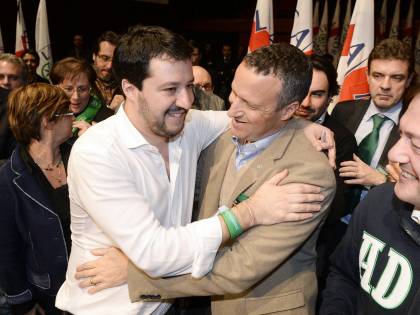Lega, lo scontro tra Matteo Salvini e Flavio Tosi a Roma: 8 parlamentari pronti a lasciare il Carroccio