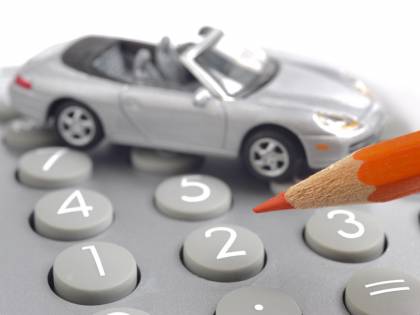 Auto, sparisce il certificato di carta