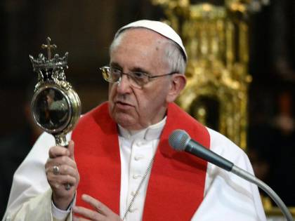 Il Papa: «La corruzione puzza» E fustiga suore e preti affaristi